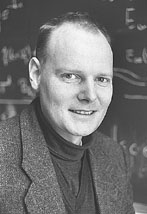 Auch der 1965 in Bremen geborene <b>Volker Bach</b> studierte Physik, allerdings an <b>...</b> - bach